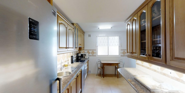 400m FROM THE SEA IN MARBELLA