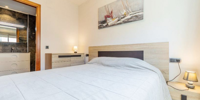 50m FROM THE SEA CAMBRILS