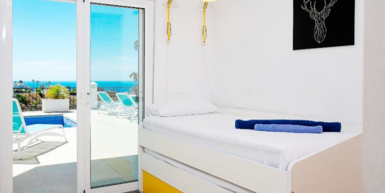 COMFORTABLE VILLA IN NERJA