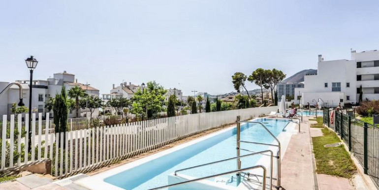 BONITO PISO BENALMÁDENA