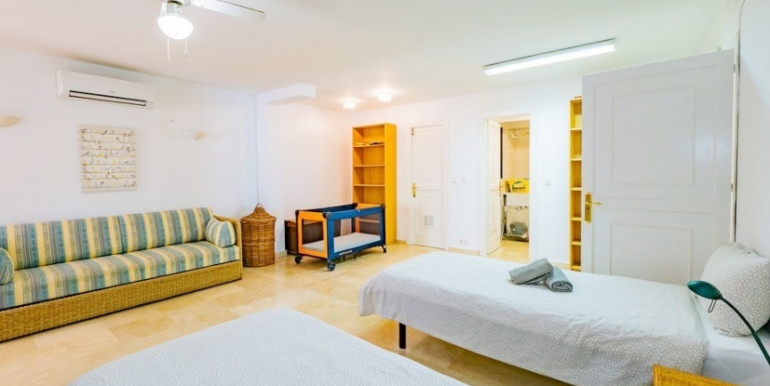 VILLA VACACIONAL EN MARBELLA