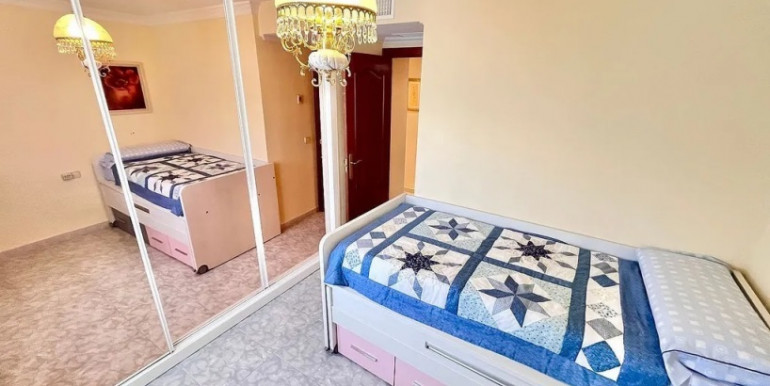 FOR RENT IN FUENGIROLA