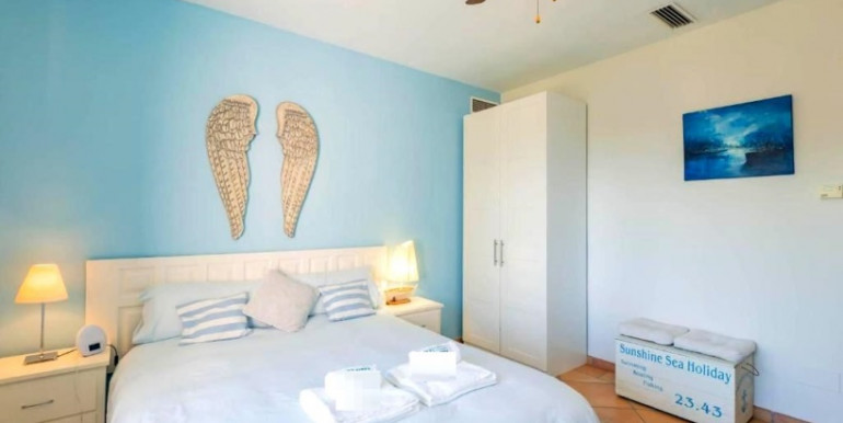 SPACIOUS VILLA IN TORREMOLINOS