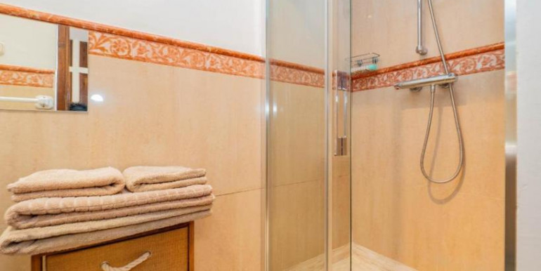 SPACIOUS VILLA IN TORREMOLINOS