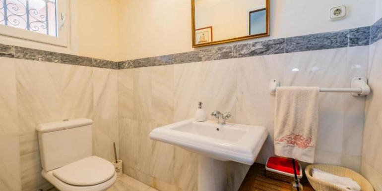 SPACIOUS VILLA IN TORREMOLINOS