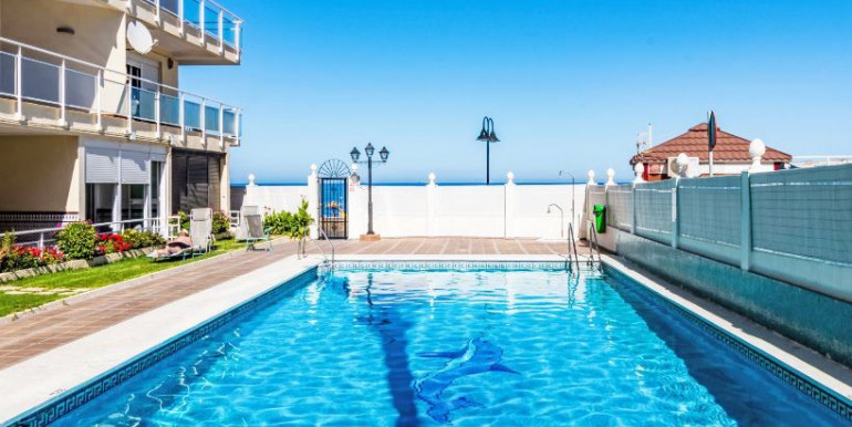 TORREMOLINOS 40m FROM THE SEA