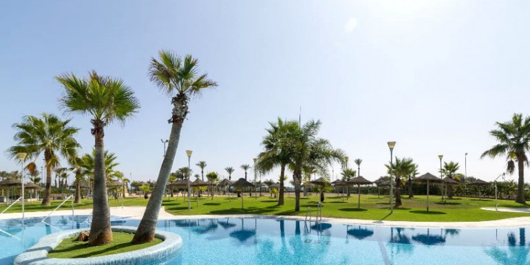 IN ROQUETAS 50m FROM THE SEA IN ROQUETAS 50m FROM THE SEA