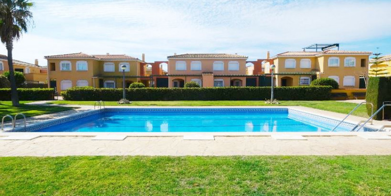 ADOSADA FAMILIAR MIAMI PLATJA ADOSADA FAMILIAR MIAMI PLATJA