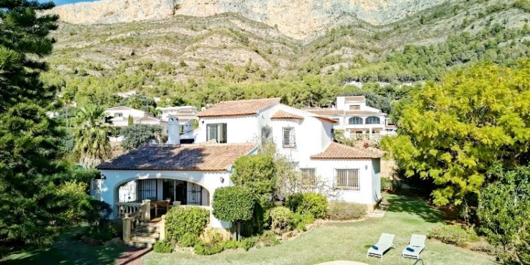 BRIGHT VILLA IN JÁVEA BRIGHT VILLA IN JÁVEA