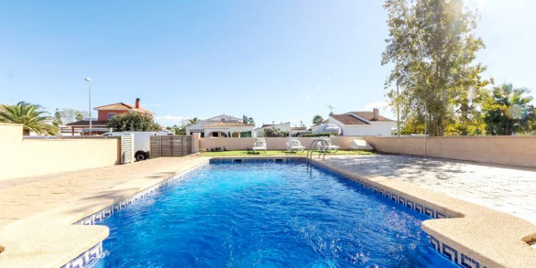 EN DELTEBRE A 490m DEL MAR EN DELTEBRE A 490m DEL MAR