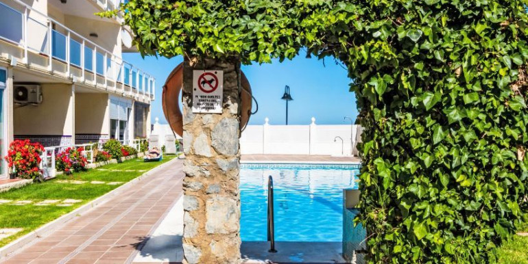 TORREMOLINOS 40m FROM THE SEA