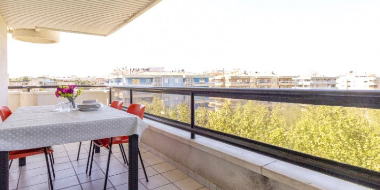 EN SALOU A 400m DEL MAR EN SALOU A 400m DEL MAR