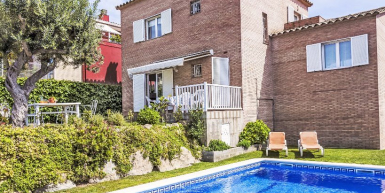 SOLEADA VILLA EN CALONGE SOLEADA VILLA EN CALONGE