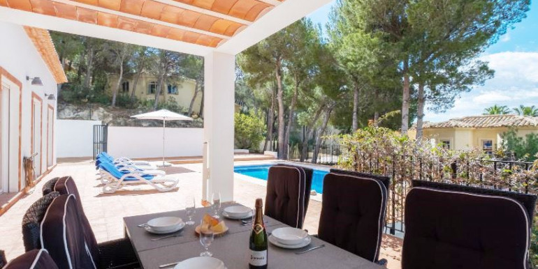 SUNNY VILLA IN ALTEA