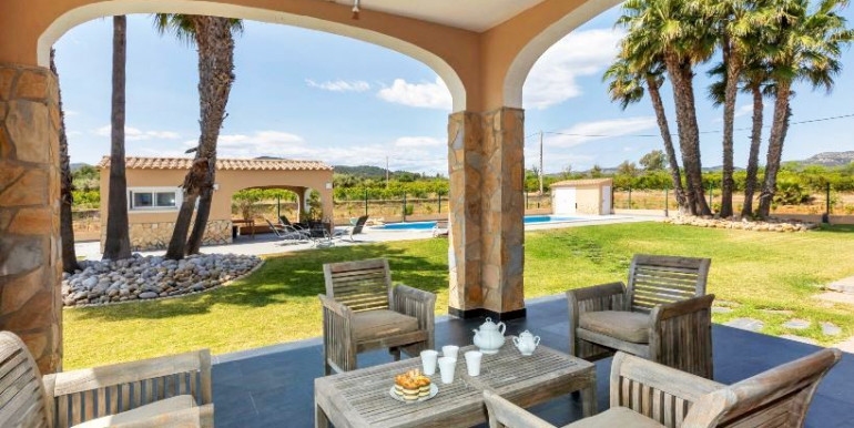 LARGE VILLA IN PEÑISCOLA