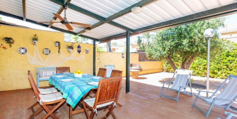 ADOSADA FAMILIAR MIAMI PLATJA ADOSADA FAMILIAR MIAMI PLATJA