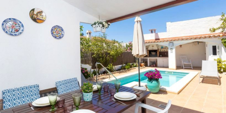 ACOGEDOR CHALET EN CUNIT ACOGEDOR CHALET EN CUNIT