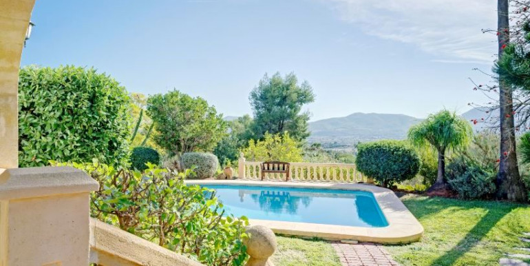 BRIGHT VILLA IN JÁVEA BRIGHT VILLA IN JÁVEA