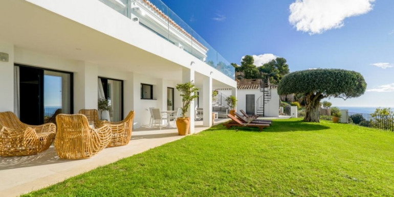 ESPACIOSA VILLA EN MIJAS ESPACIOSA VILLA EN MIJAS