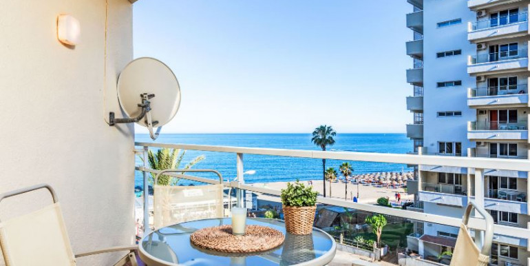 TORREMOLINOS 40m FROM THE SEA