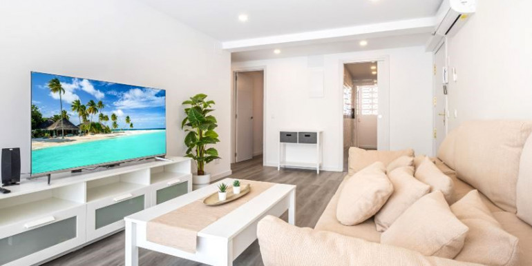 IN BENIDORM 30m FROM THE SEA IN BENIDORM 30m FROM THE SEA