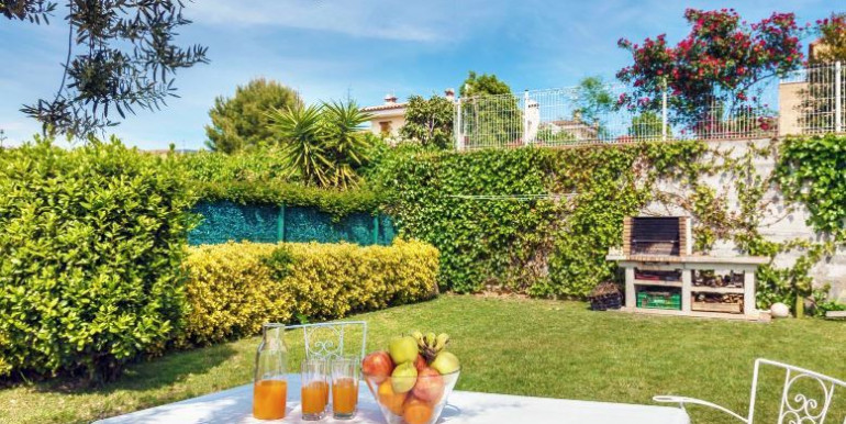 SOLEADA VILLA EN CALONGE SOLEADA VILLA EN CALONGE