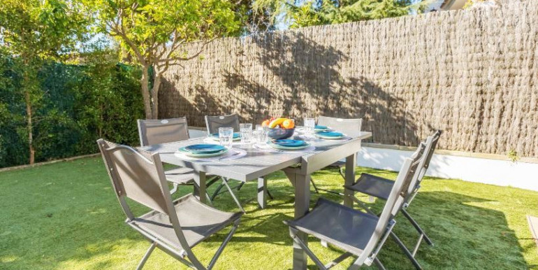 IN CALONGE 800m FROM THE SEA IN CALONGE 800m FROM THE SEA