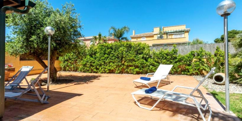 ADOSADA FAMILIAR MIAMI PLATJA ADOSADA FAMILIAR MIAMI PLATJA