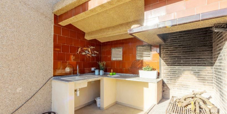 IN DELTEBRE 200m FROM THE SEA IN DELTEBRE 200m FROM THE SEA