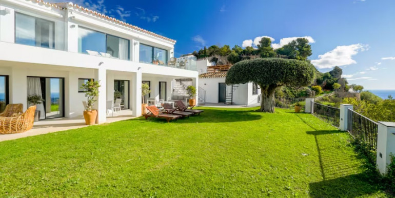 ESPACIOSA VILLA EN MIJAS ESPACIOSA VILLA EN MIJAS