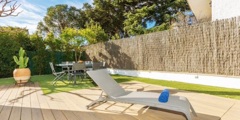 IN CALONGE 800m FROM THE SEA IN CALONGE 800m FROM THE SEA