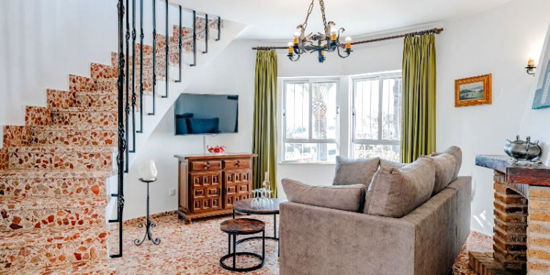 HOLIDAY VILLA IN DÉNIA