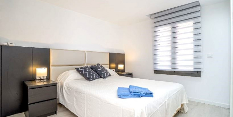 EMPURIABRAVA A 900m DEL MAR EMPURIABRAVA A 900m DEL MAR