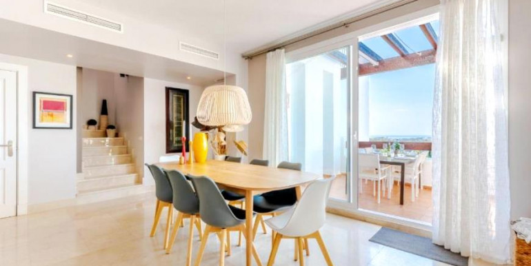 ÁTICO DÚPLEX EN MARBELLA