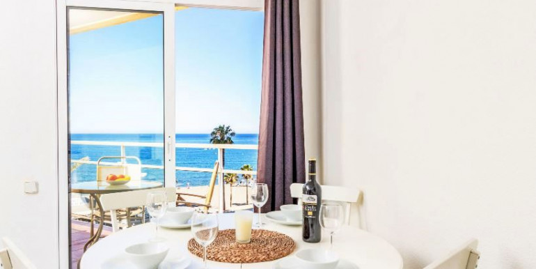 TORREMOLINOS 40m FROM THE SEA