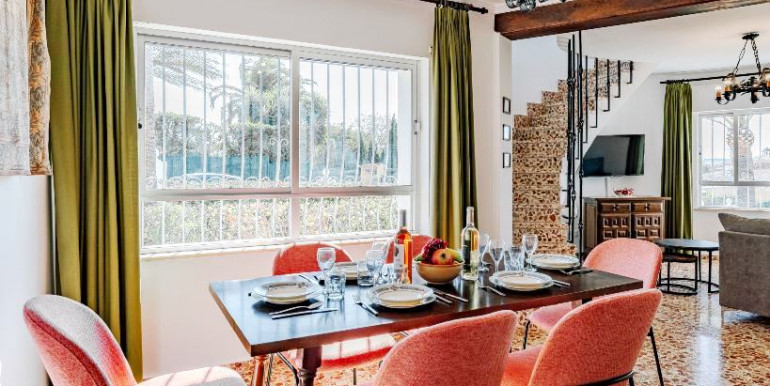 HOLIDAY VILLA IN DÉNIA