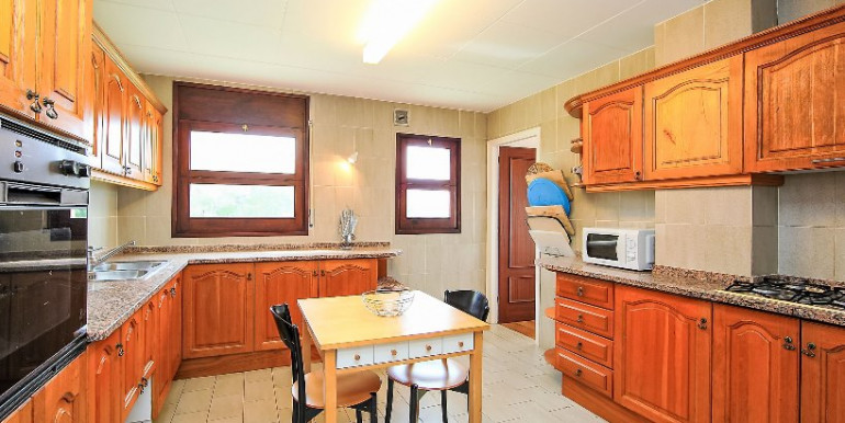 EN ROSES CON VISTAS AL MAR EN ROSES CON VISTAS AL MAR