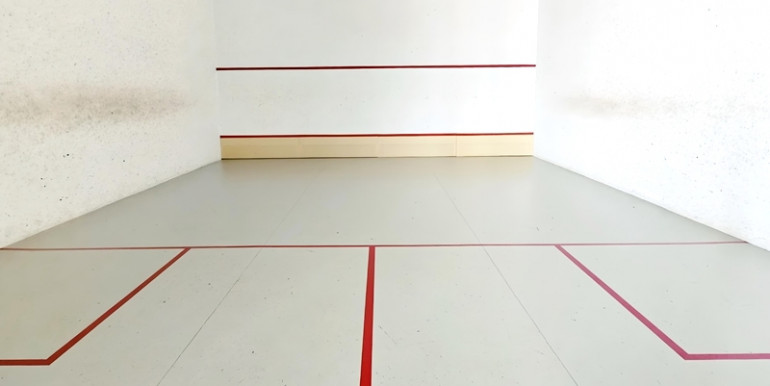 ACOGEDOR PISO EN BENAHAVÍS