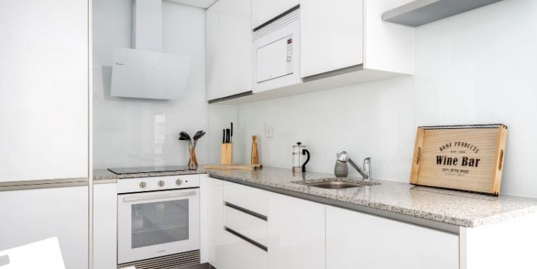 ACOGEDOR PISO TORREMOLINOS