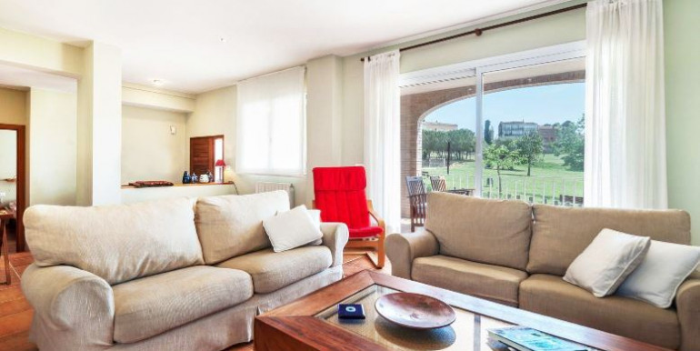 SOLEADA VILLA EN CALONGE SOLEADA VILLA EN CALONGE