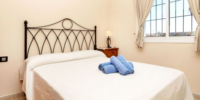 ADOSADA FAMILIAR MIAMI PLATJA ADOSADA FAMILIAR MIAMI PLATJA