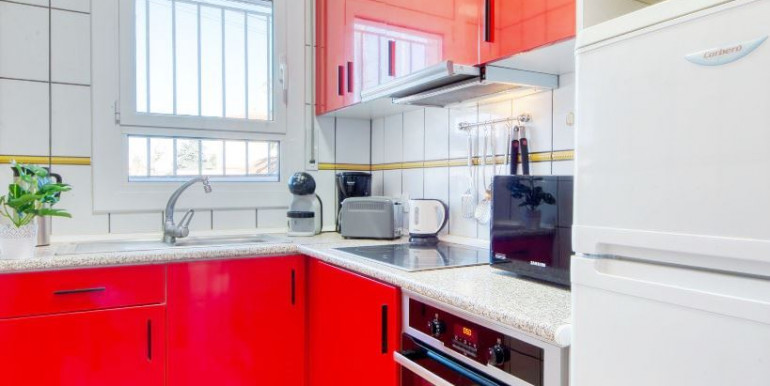 EMPURIABRAVA 800m FROM THE SEA EMPURIABRAVA 800m FROM THE SEA