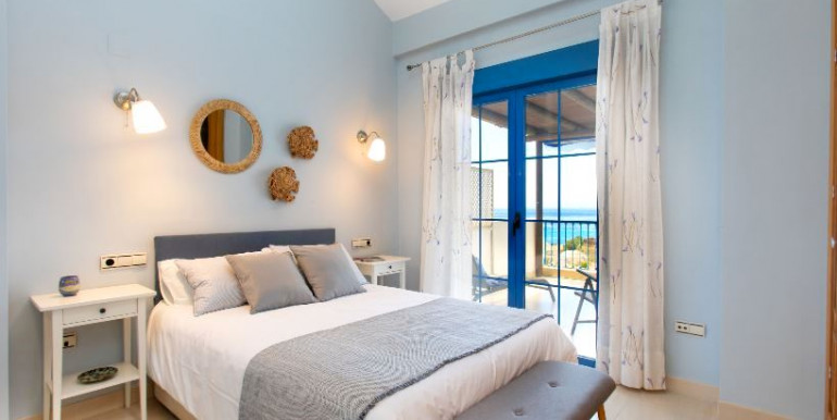 PENTHOUSE 50m FROM THE SEA ALMUÑECAR