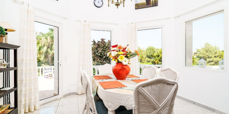 CASA FAMILIAR EN BENISSA CASA FAMILIAR EN BENISSA