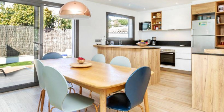 IN CALONGE 800m FROM THE SEA IN CALONGE 800m FROM THE SEA