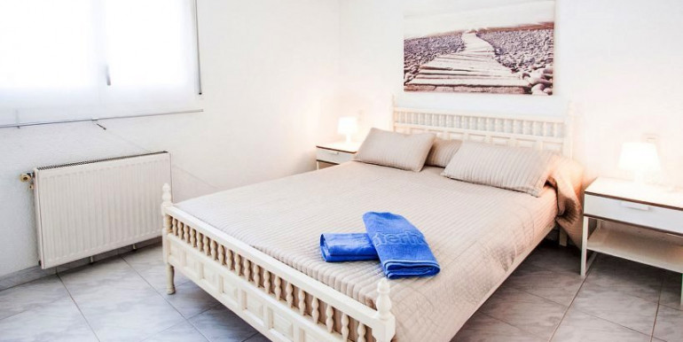 EMPURIABRAVA 890m FROM THE SEA EMPURIABRAVA 890m FROM THE SEA