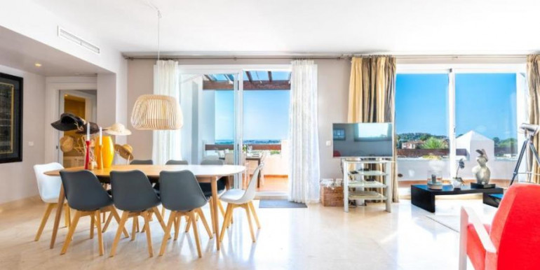 ÁTICO DÚPLEX EN MARBELLA