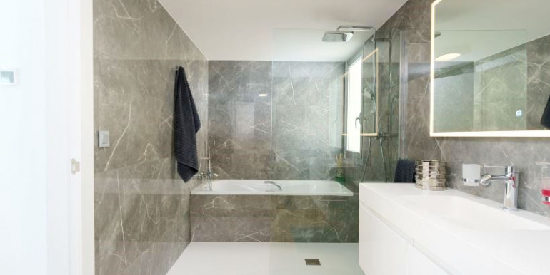 PRECIOSA VILLA EN ALTEA PRECIOSA VILLA EN ALTEA