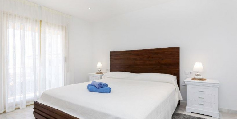 LARGE PENTHOUSE IN CAMBRILS LARGE PENTHOUSE IN CAMBRILS