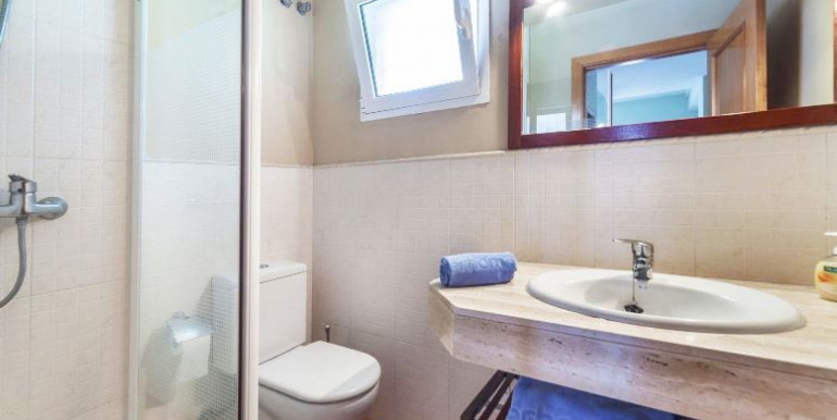 SOLEADA VILLA EN CALONGE SOLEADA VILLA EN CALONGE